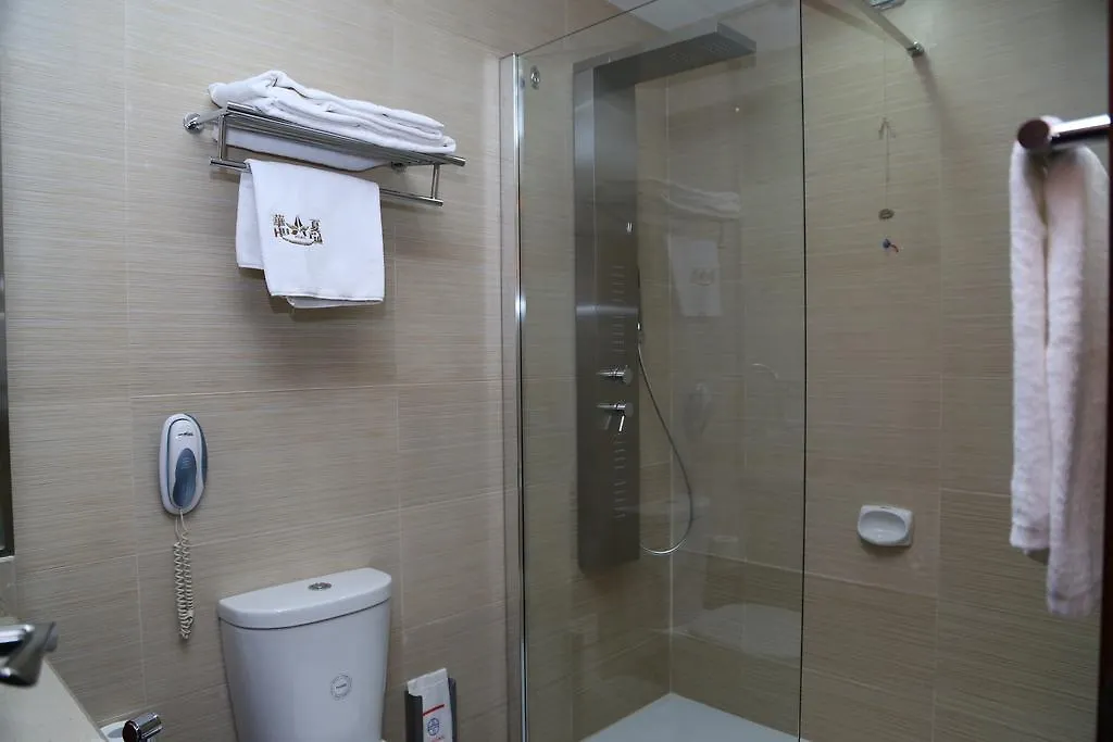 ****  Hotel Huaxia Milano Italy