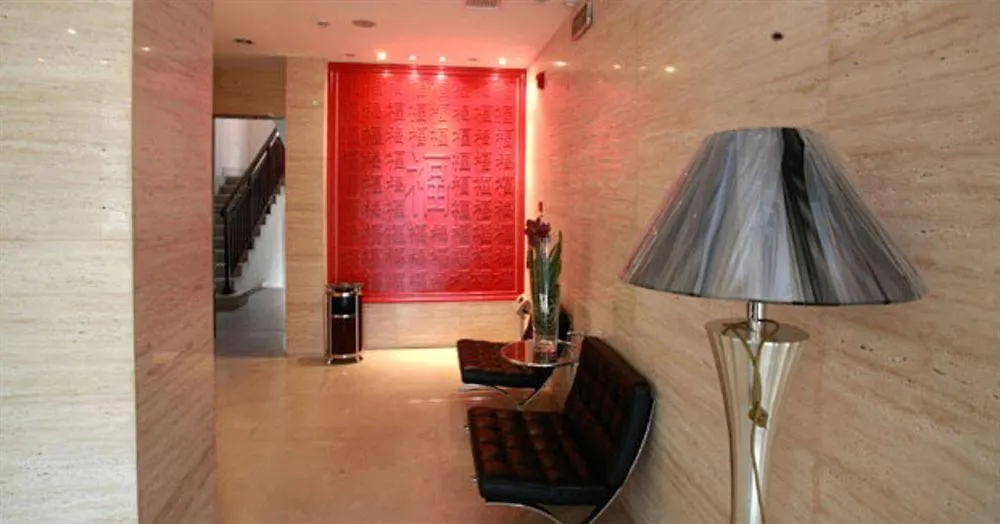 Hotel Huaxia Milano 4*, Milan