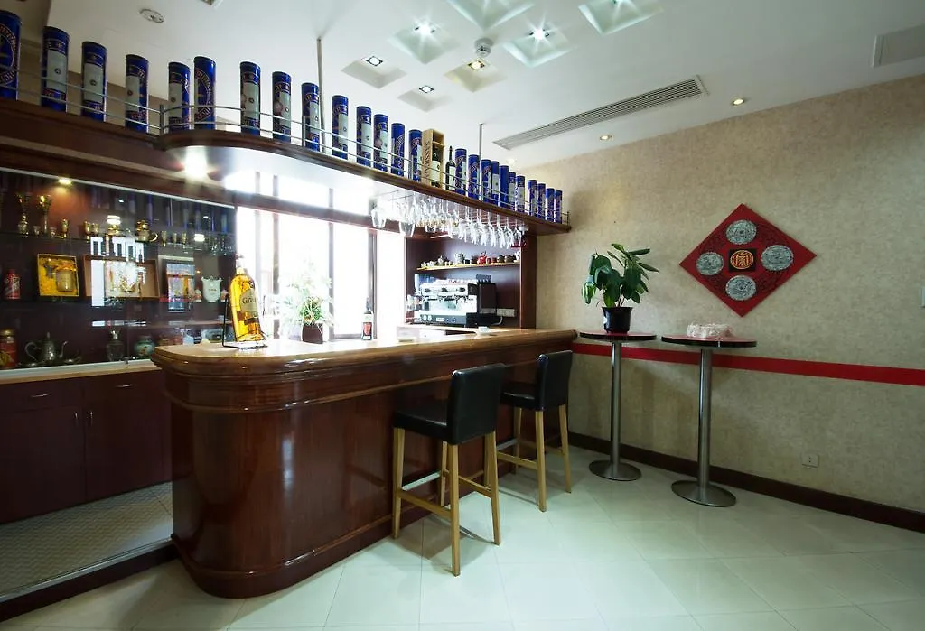 Hotel Huaxia Milano 4*, Milan