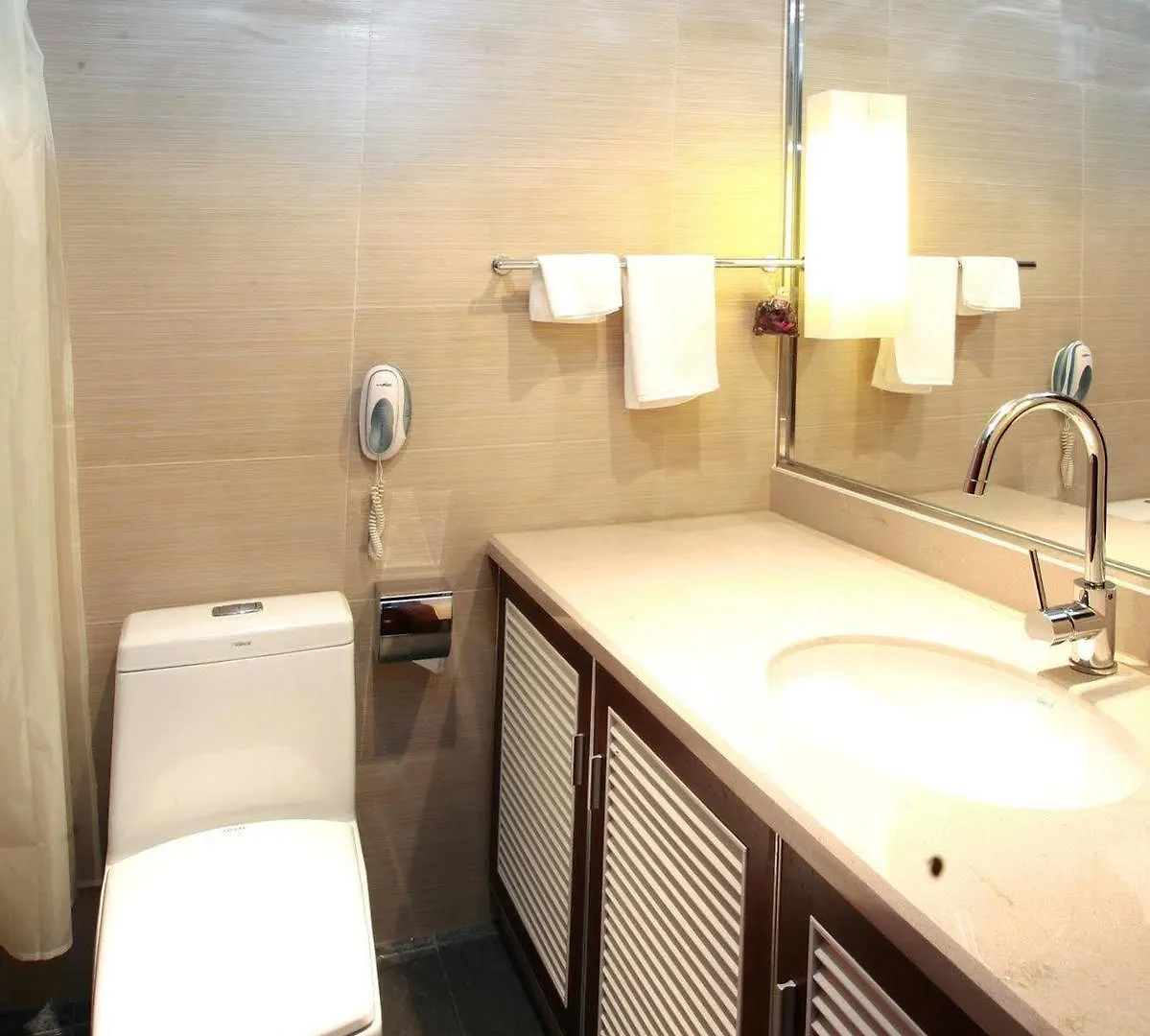 Hotel Huaxia Milano  Milan